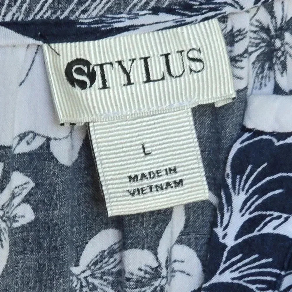 Stylus, Size L, Blue & White Floral Blouse - Picture 3 of 5